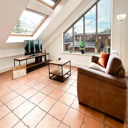 公寓 Penthouse With View Terrace Uitgeest
