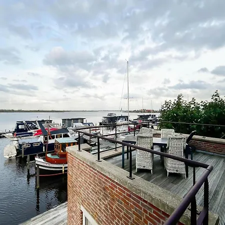 Penthouse With View Terrace * Uitgeest